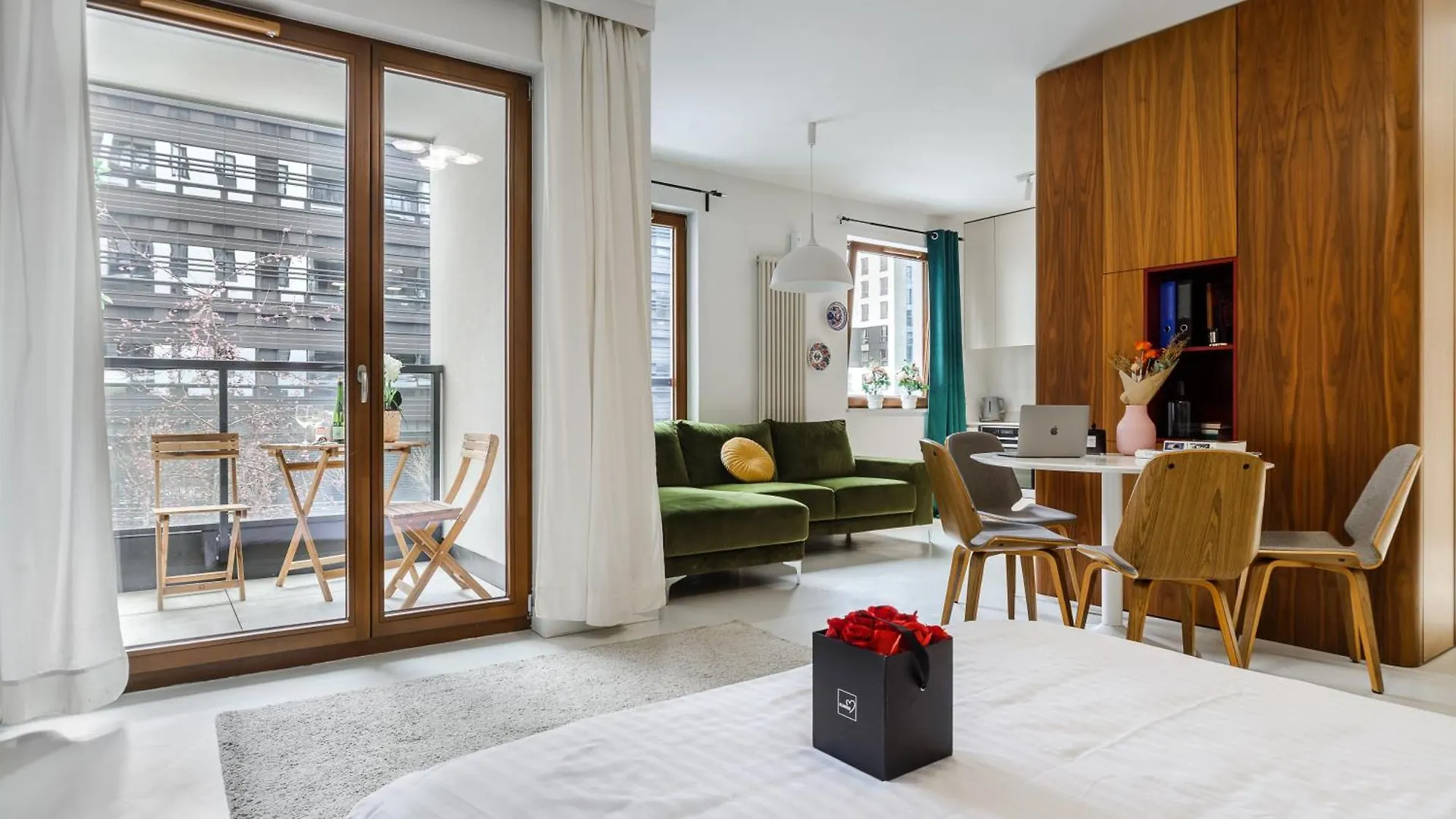 Lumina Apartment With Parking Near Muzeum Powstania Warszawa Polska
